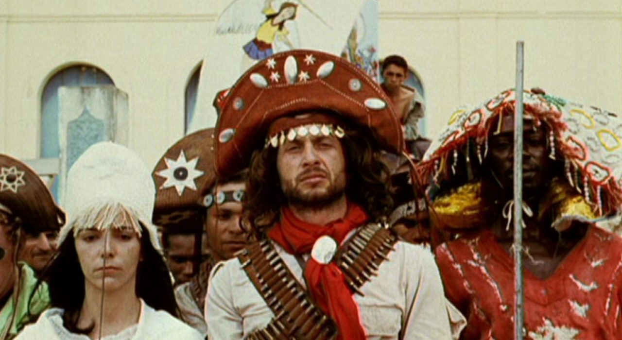 Imagem: cena de O Dragão da Maldade Contra o Santo Guerreiro (1969)